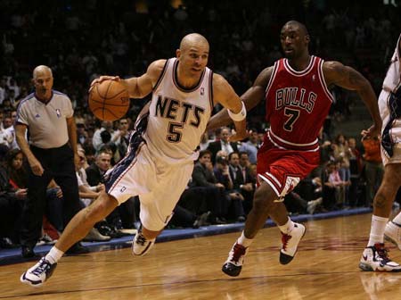 广州男篮稳 广州男篮稳